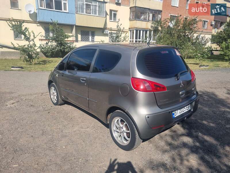 Хэтчбек Mitsubishi Colt 2007 в Полтаве фото 6 Хэтчбек Mitsubishi Colt 2007 в Полтаве