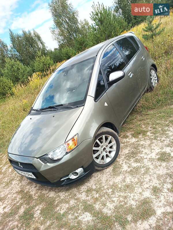 Mitsubishi Colt 2009