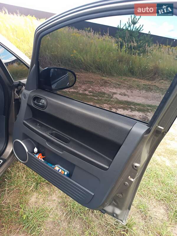 Хэтчбек Mitsubishi Colt 2009 в Тарасовке