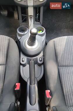 Хэтчбек Mitsubishi Colt 2008 в 