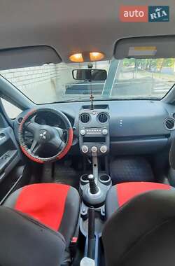 Хэтчбек Mitsubishi Colt 2008 в 
