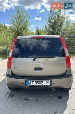 Хэтчбек Mitsubishi Colt 2008 в 