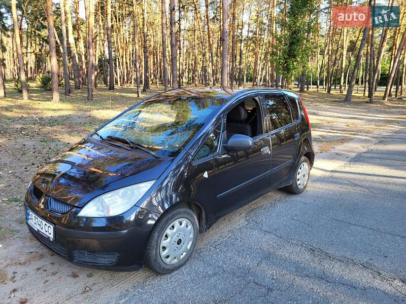 Хетчбек Mitsubishi Colt 2008 в 