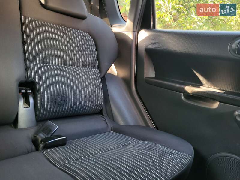 Хетчбек Mitsubishi Colt 2008 в Кропивницькому