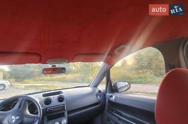 Хэтчбек Mitsubishi Colt 2007 в 