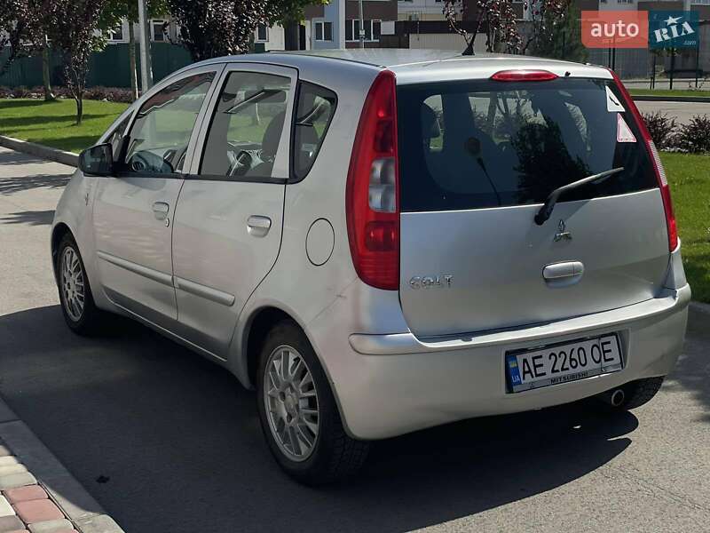 Хэтчбек Mitsubishi Colt 2006 в Днепре