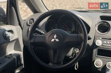 Хетчбек Mitsubishi Colt 2006 в 