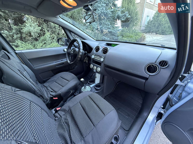 Хетчбек Mitsubishi Colt 2007 в Ніжині