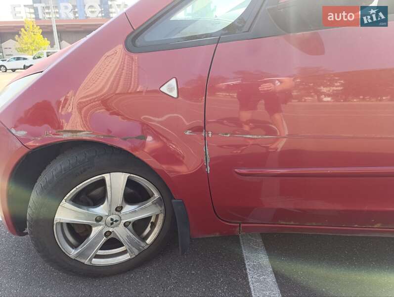 Хэтчбек Mitsubishi Colt 2007 в Киеве