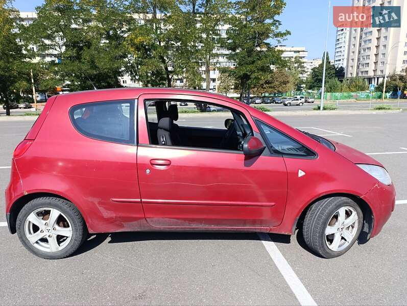 Хэтчбек Mitsubishi Colt 2007 в Киеве