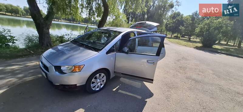 Хетчбек Mitsubishi Colt 2011 в Рівному фото 12 Хетчбек Mitsubishi Colt 2011 в Рівному