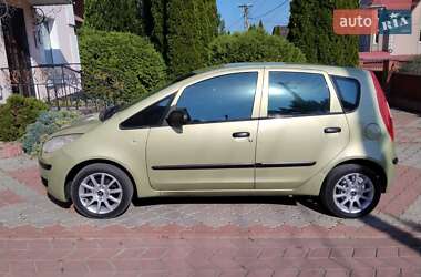 Хэтчбек Mitsubishi Colt 2006 в 