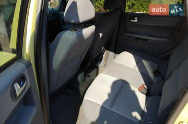 Хэтчбек Mitsubishi Colt 2006 в 