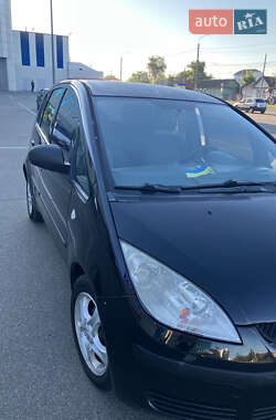 Хэтчбек Mitsubishi Colt 2005 в 