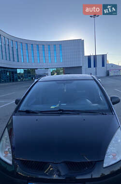 Хэтчбек Mitsubishi Colt 2005 в 
