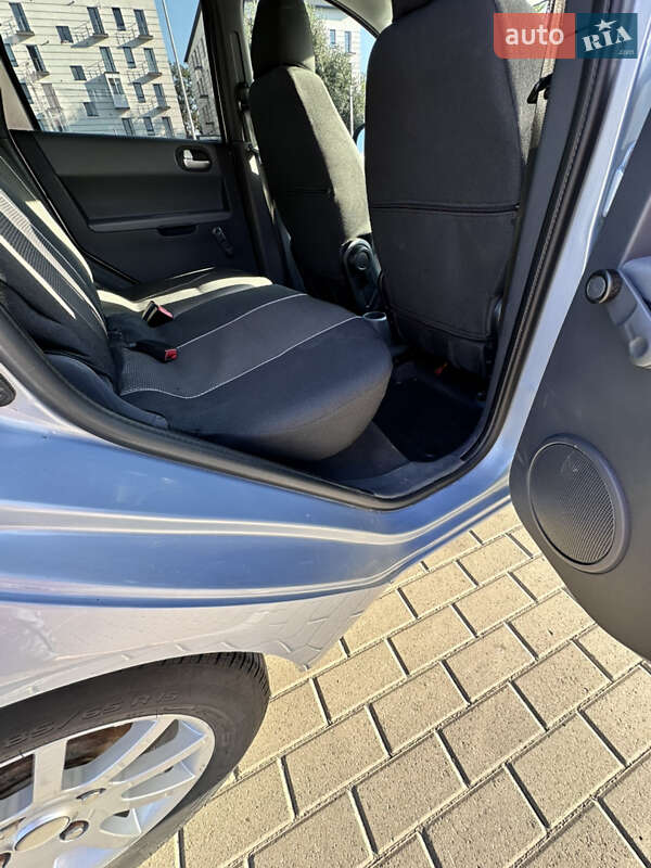 Хетчбек Mitsubishi Colt 2006 в Тернополі