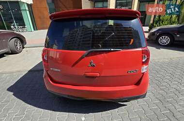 Хетчбек Mitsubishi Colt 2009 в 