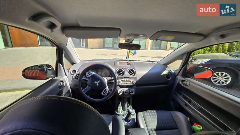 Хэтчбек Mitsubishi Colt 2009 в Хмельницком фото 15 Хэтчбек Mitsubishi Colt 2009 в Хмельницком