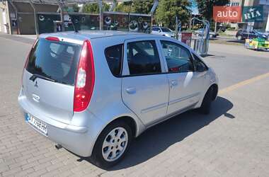 Хэтчбек Mitsubishi Colt 2006 в 
