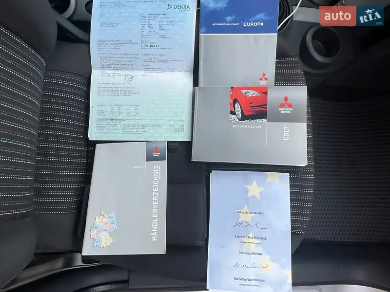 Хэтчбек Mitsubishi Colt 2007 в Софиевской Борщаговке документ