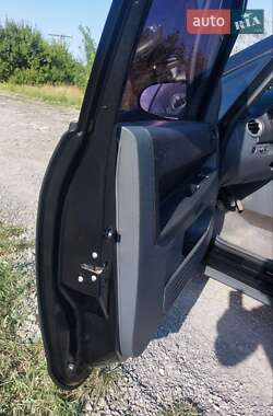 Хетчбек Mitsubishi Colt 2010 в 