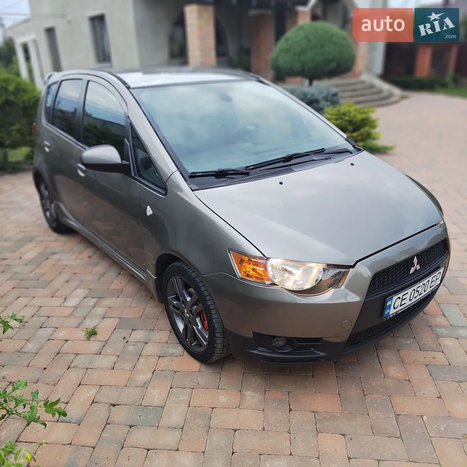 2011 Mitsubishi Colt - мініатюра 12