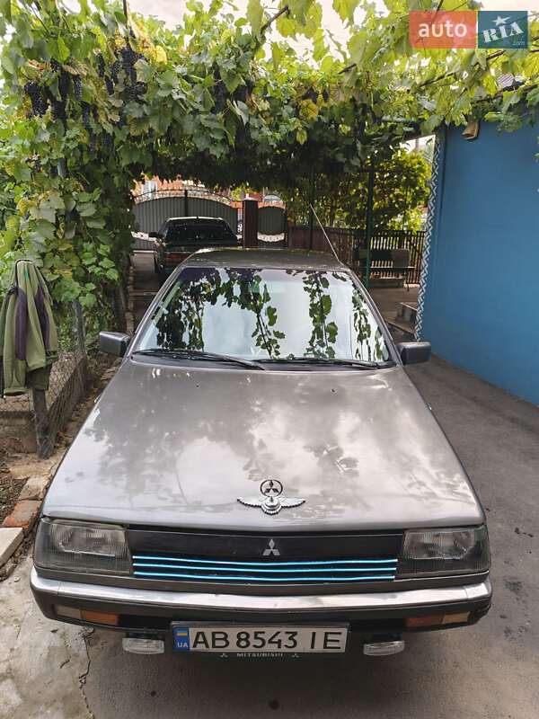 Хетчбек Mitsubishi Colt 1984 в Жмеринці