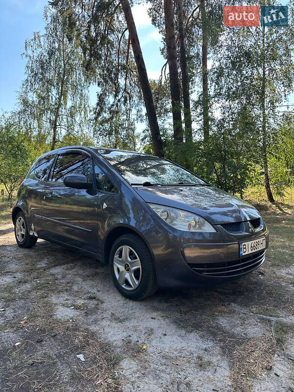 Хэтчбек Mitsubishi Colt 2006 в Киеве