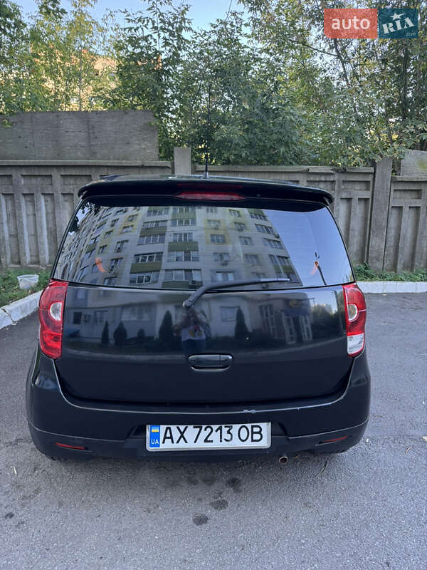 Хэтчбек Mitsubishi Colt 2009 в Киеве