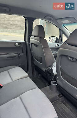 Хэтчбек Mitsubishi Colt 2005 в 