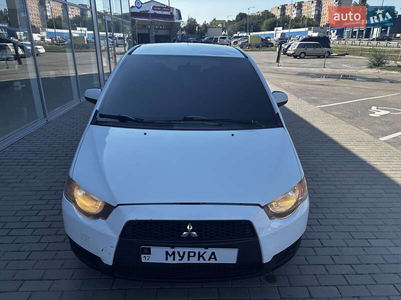 Mitsubishi Colt 2009