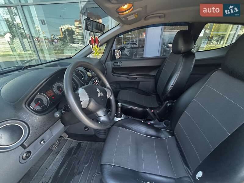 Хетчбек Mitsubishi Colt 2009 в Полтаві