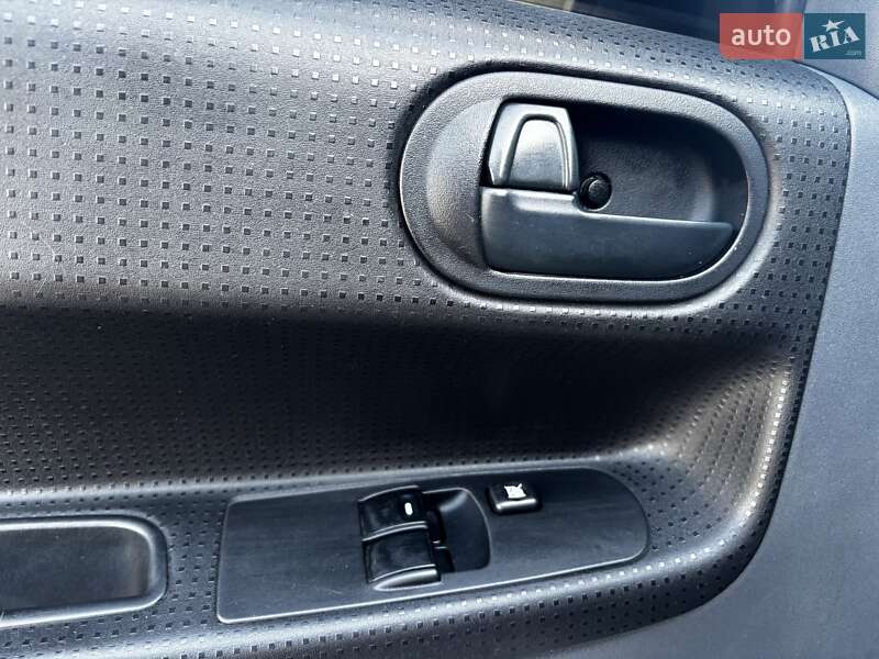 Хетчбек Mitsubishi Colt 2009 в Полтаві