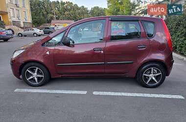 Хэтчбек Mitsubishi Colt 2005 в 