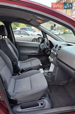 Хэтчбек Mitsubishi Colt 2005 в 