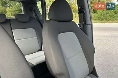 Хетчбек Mitsubishi Colt 2010 в 