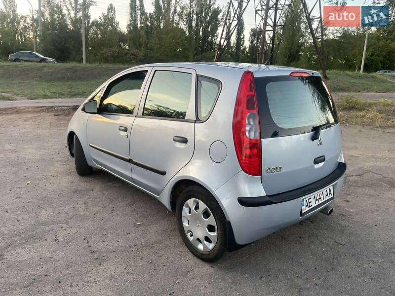 Хэтчбек Mitsubishi Colt 2004 в Кривом Роге