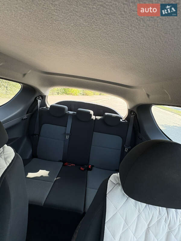 Хетчбек Mitsubishi Colt 2009 в Кривому Розі