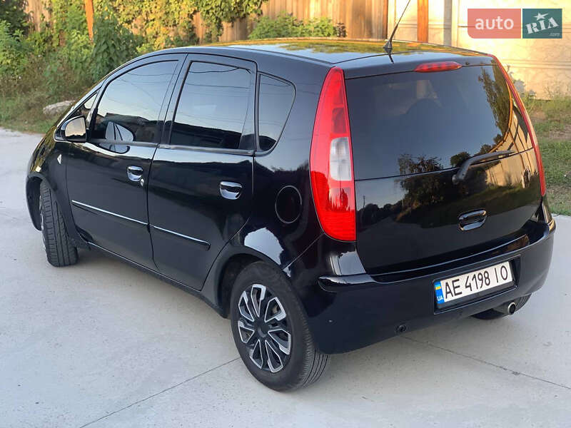 Хетчбек Mitsubishi Colt 2007 в Дніпрі