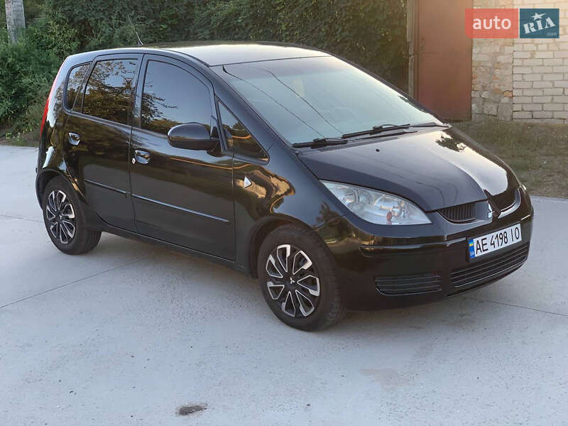 Хетчбек Mitsubishi Colt 2007 в Дніпрі