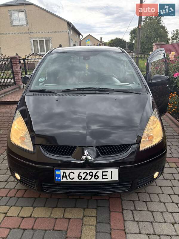 Хэтчбек Mitsubishi Colt 2008 в Львове