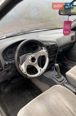 Хэтчбек Mitsubishi Colt 1992 в 