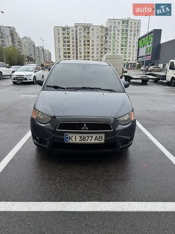 Хетчбек Mitsubishi Colt 2012 в Вишневому