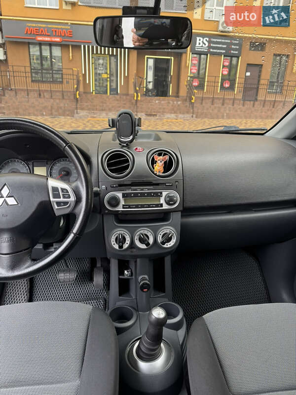 Хетчбек Mitsubishi Colt 2012 в Вишневому