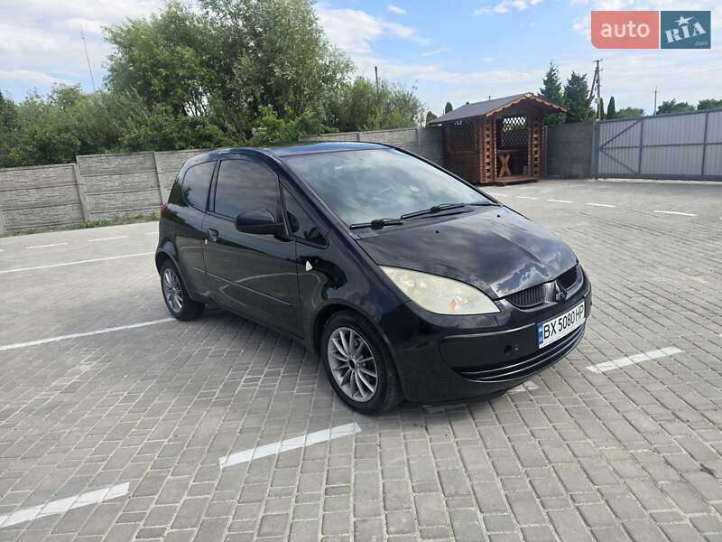 Хэтчбек Mitsubishi Colt 2007 в 