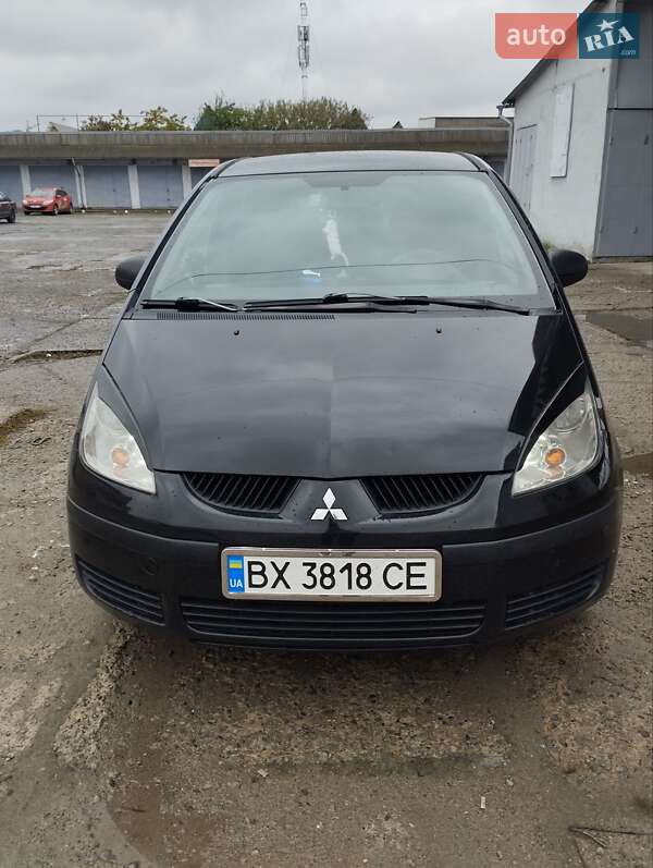 Хетчбек Mitsubishi Colt 2008 в 