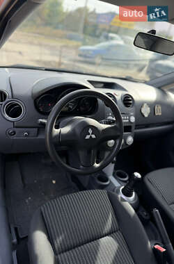 Хэтчбек Mitsubishi Colt 2008 в 