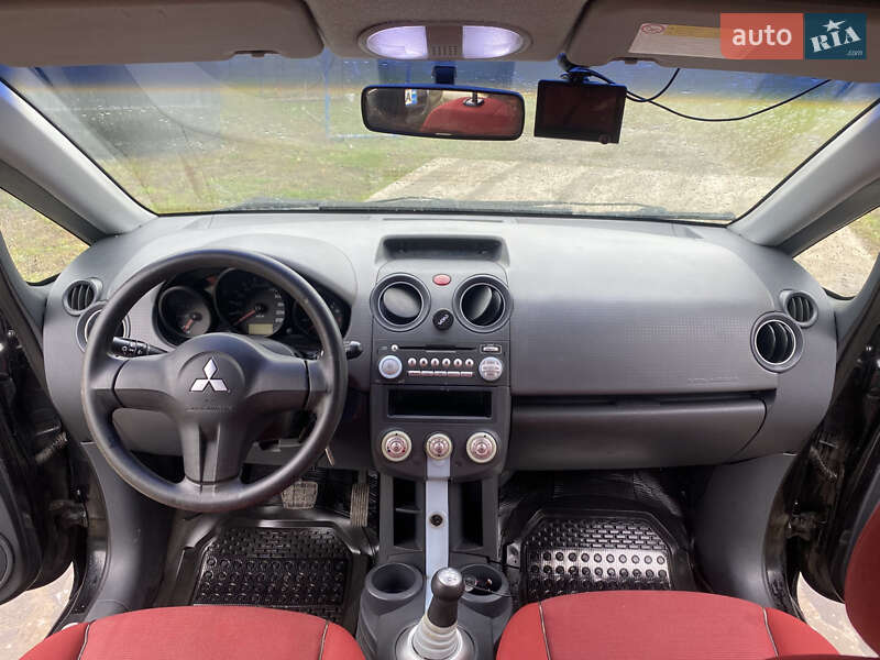 Хэтчбек Mitsubishi Colt 2007 в Ковеле