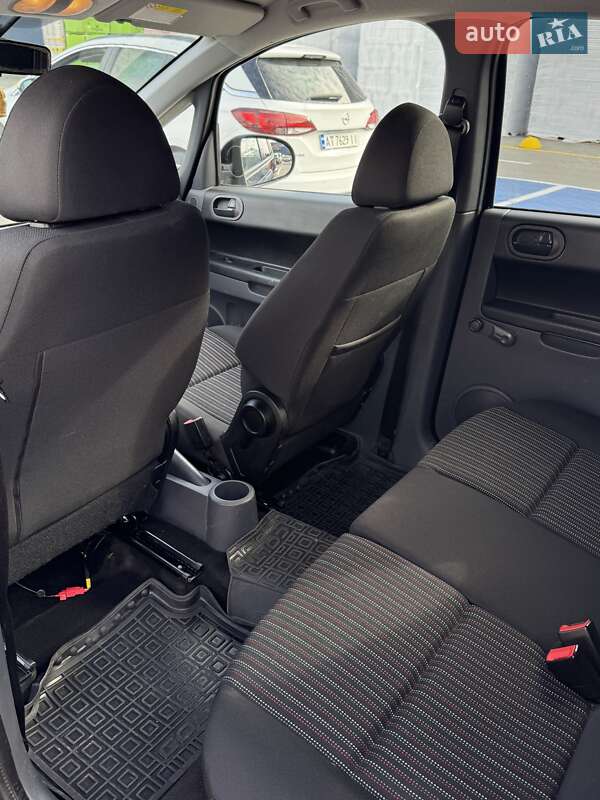 Хэтчбек Mitsubishi Colt 2007 в Ивано-Франковске