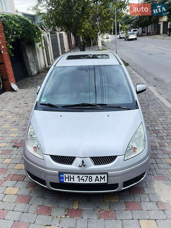 Хэтчбек Mitsubishi Colt 2008 в Одессе
